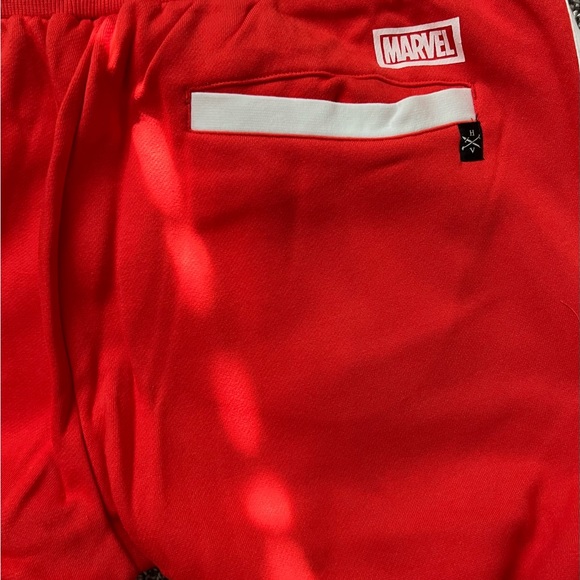 Marvel Repeat Logo Lounge Set - Picture 10 of 10